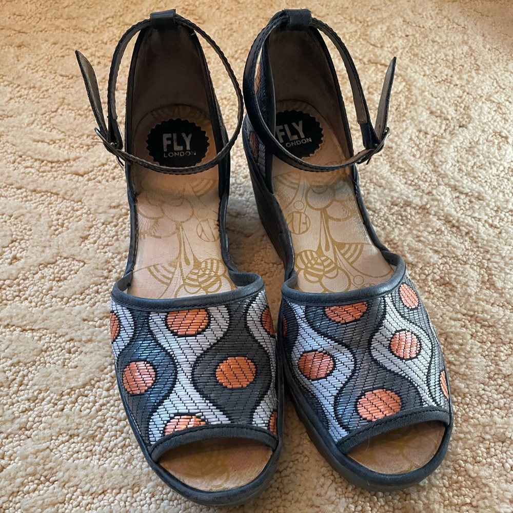 Fly London Women's Patterned Gray and Orange Sandals, size 40